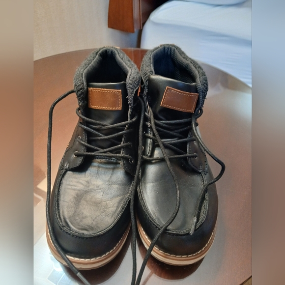 Max + Jake Boys Boots - Picture 1 of 4